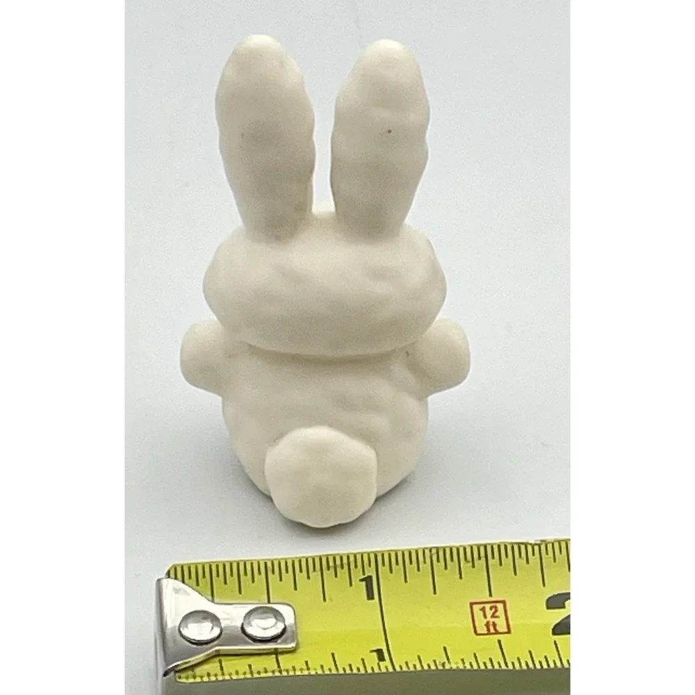Littlest Pet Shop Bunny Rabbit Figure‎ White Blue Eyes Buttons 2.5
